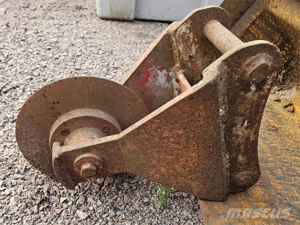  Asfalttileikkuri Övriga