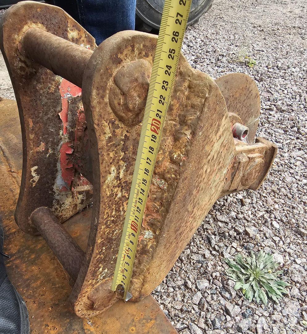  Asfalttileikkuri Övriga