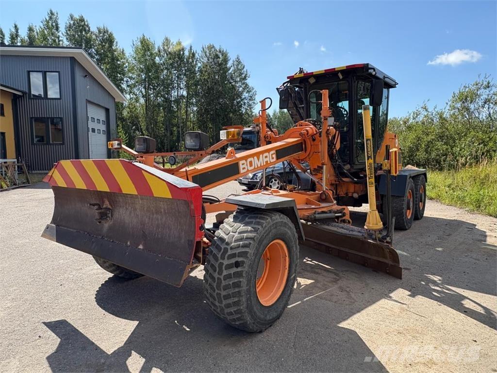 Bomag BG 110 TA Väghyvlar