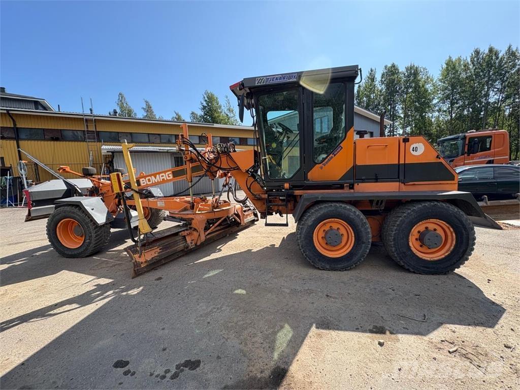 Bomag BG 110 TA Väghyvlar