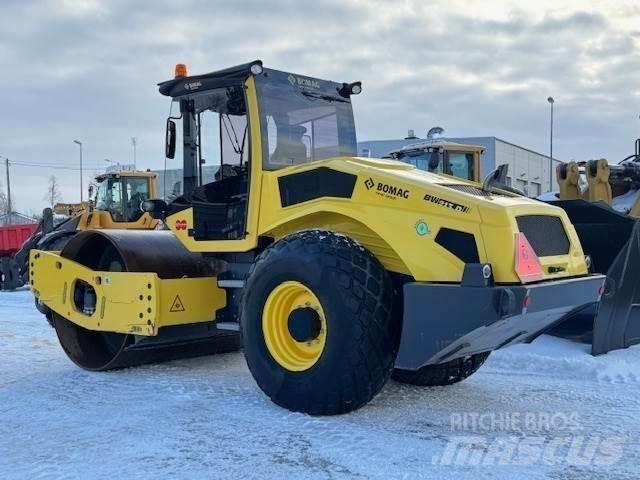 Bomag BW 213D-5 Entreprenad - Övrigt