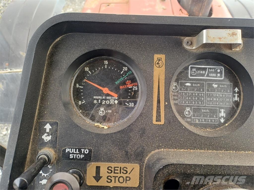 Case IH 685XL Traktorer
