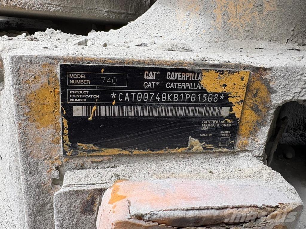 CAT 740 Midjestyrd dumper