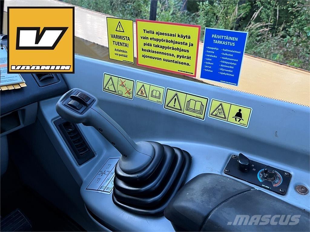 CAT TH355B Teleskoplastare