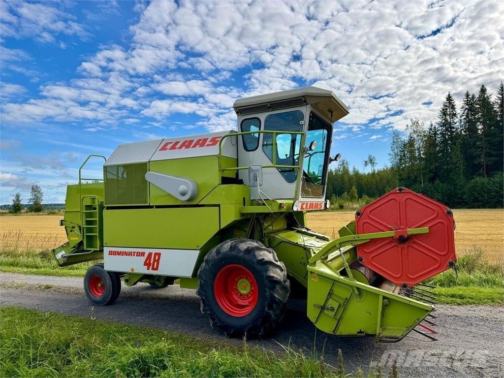CLAAS 48 Skördetröskor