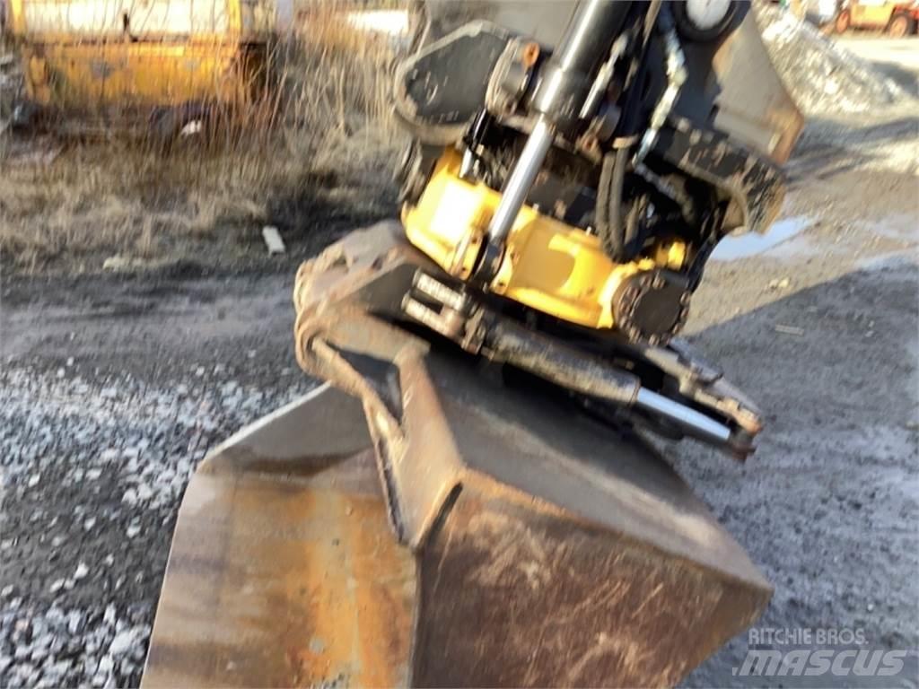 Doosan DX235 LCR Bandgrävare