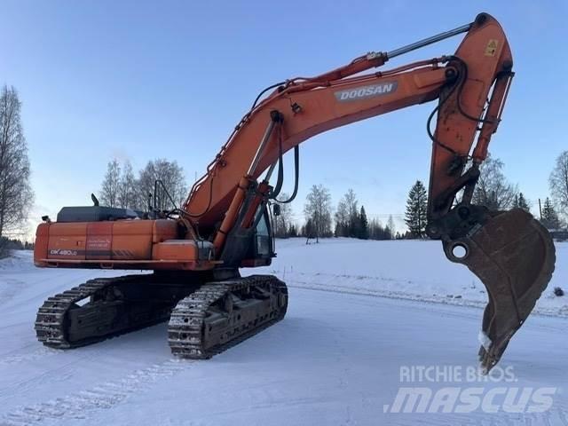 Doosan DX480LC Bandgrävare