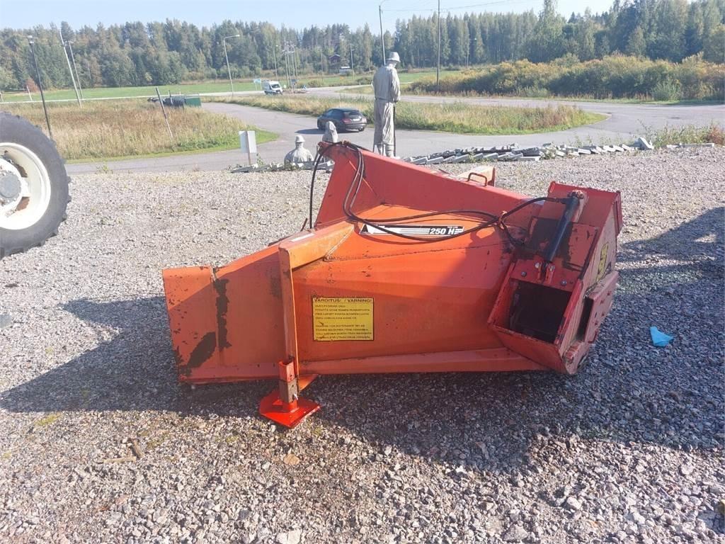 Esko 251 Övrigt väg och snö