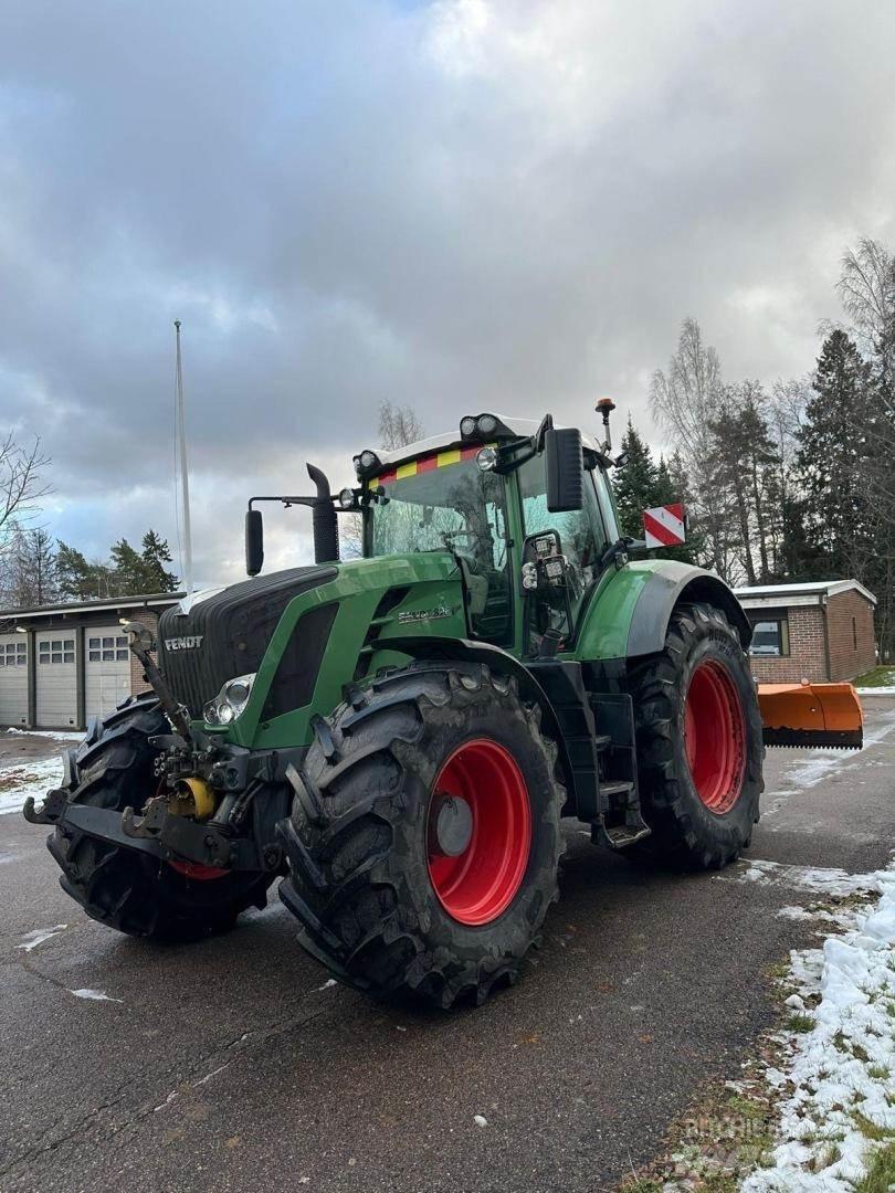 Fendt 828 VARIO Traktorer