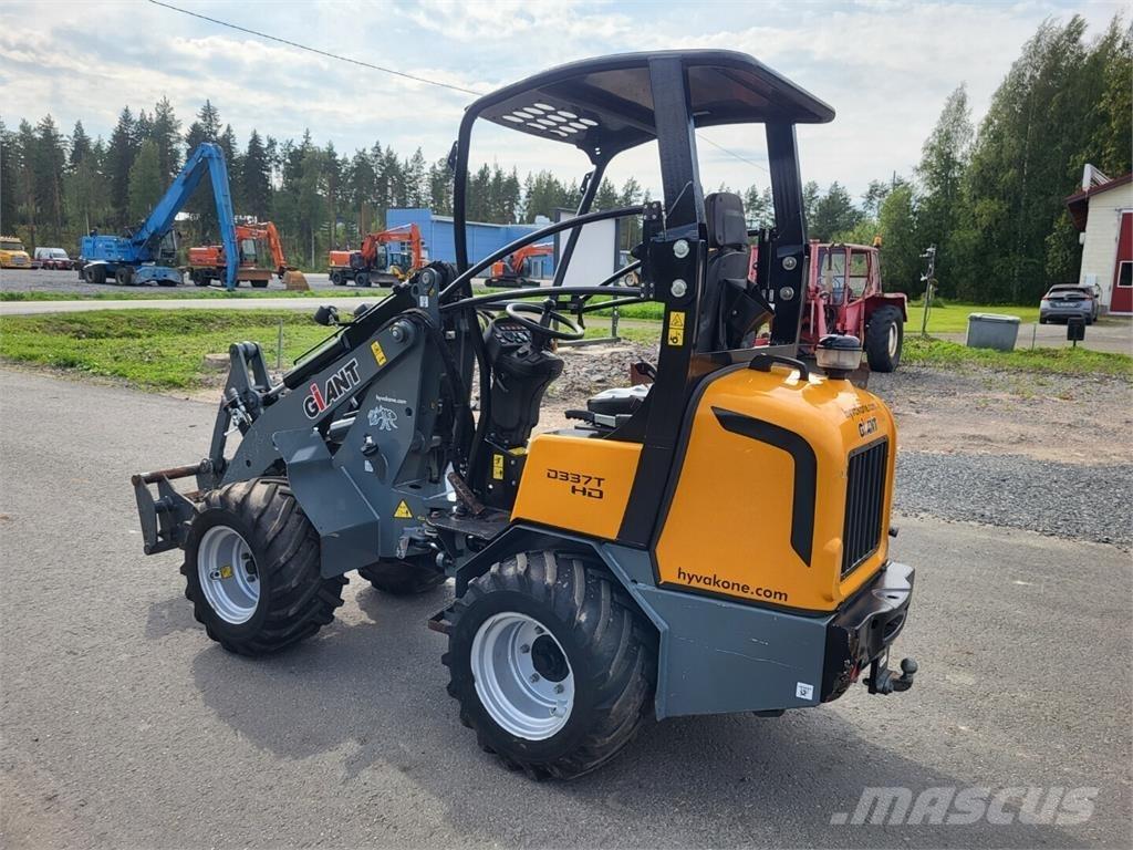 GiANT D337T Lantbruk - Övrigt