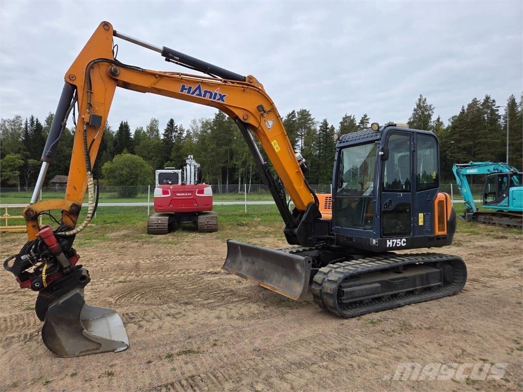 Hanix H75C Midigrävmaskiner 7t - 12t