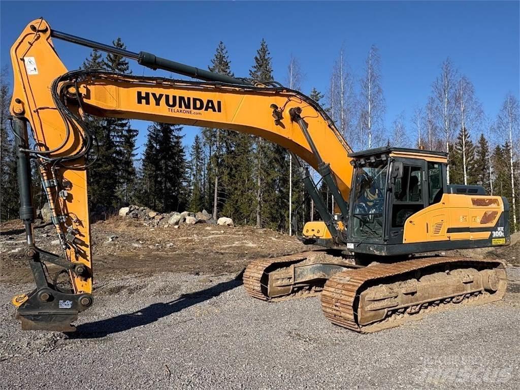 Hyundai HX300L Bandgrävare