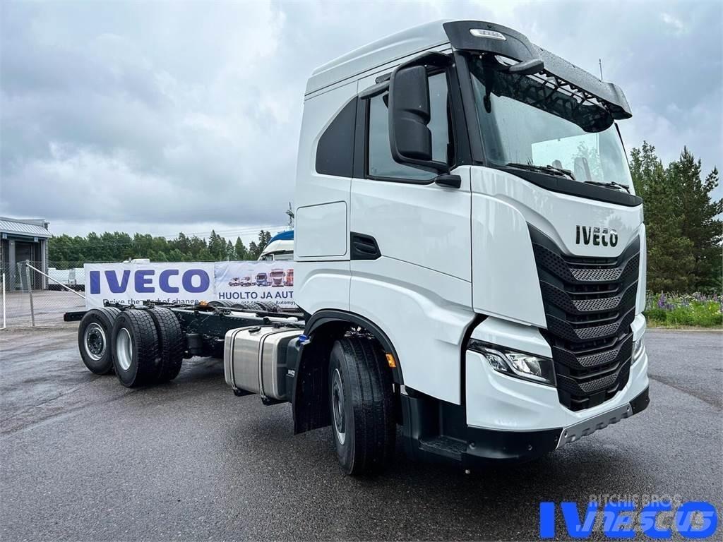 Iveco X-WAY Övriga bilar