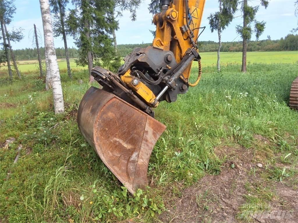JCB 210 LCT4 Bandgrävare