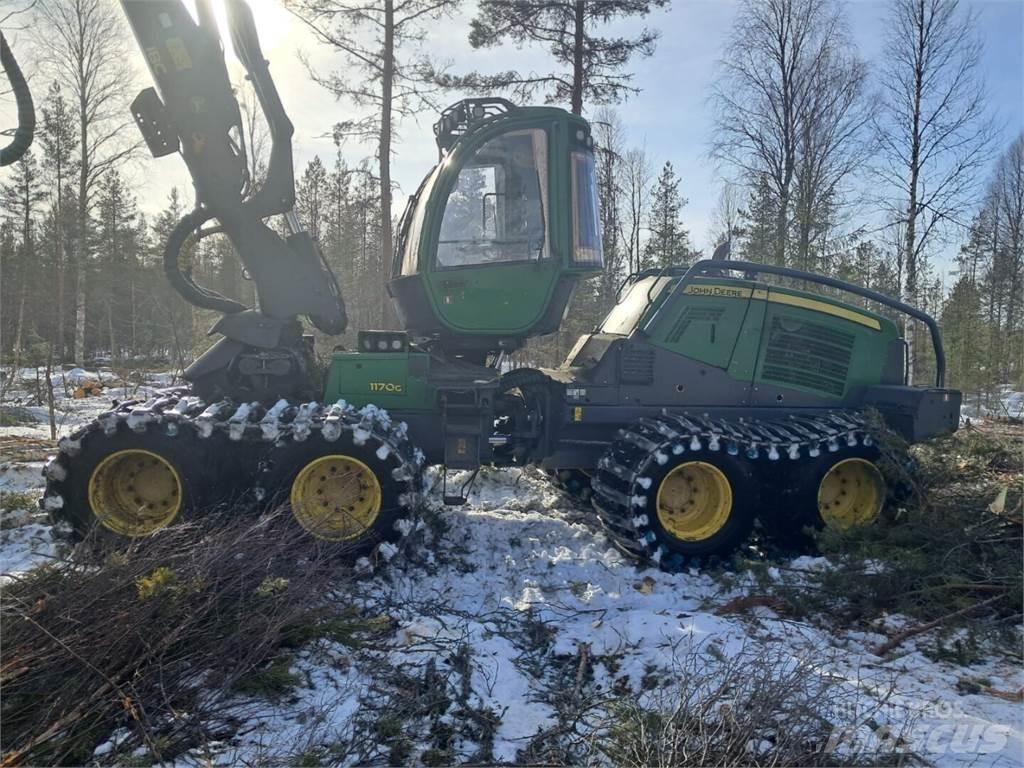 John Deere 1170 G Skördare
