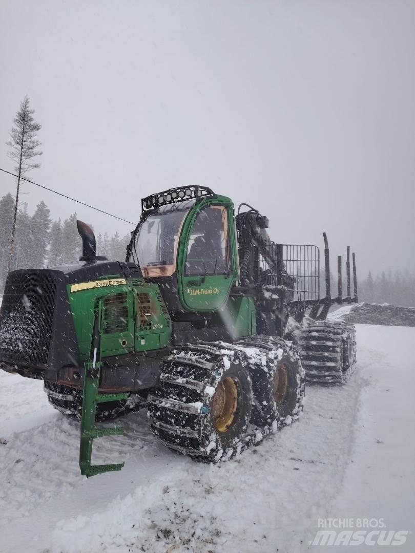 John Deere 1210E Skotare