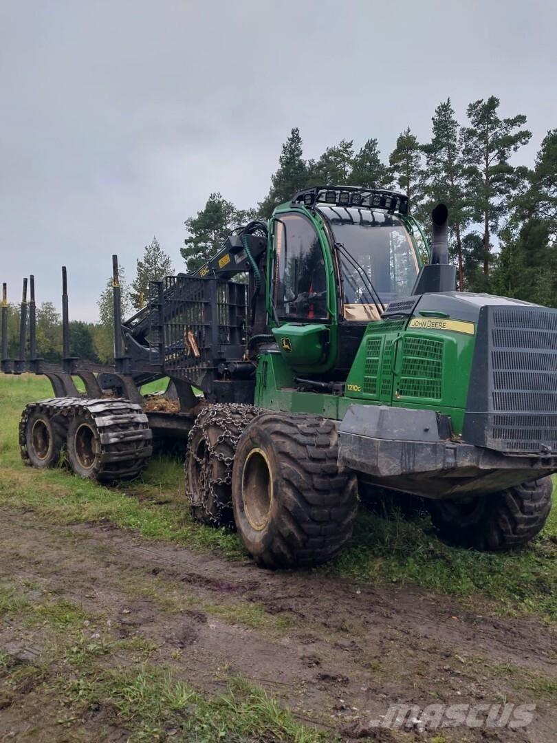 John Deere 1210G Skotare