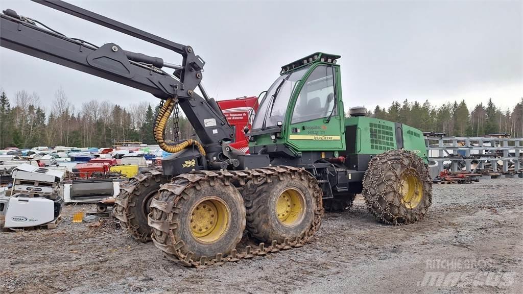 John Deere 1270 D Skördare