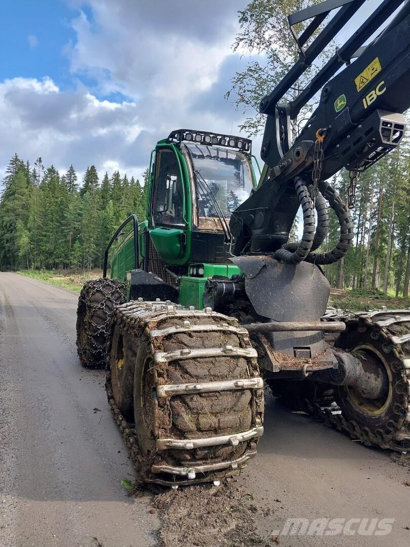 John Deere 1270 G Skördare