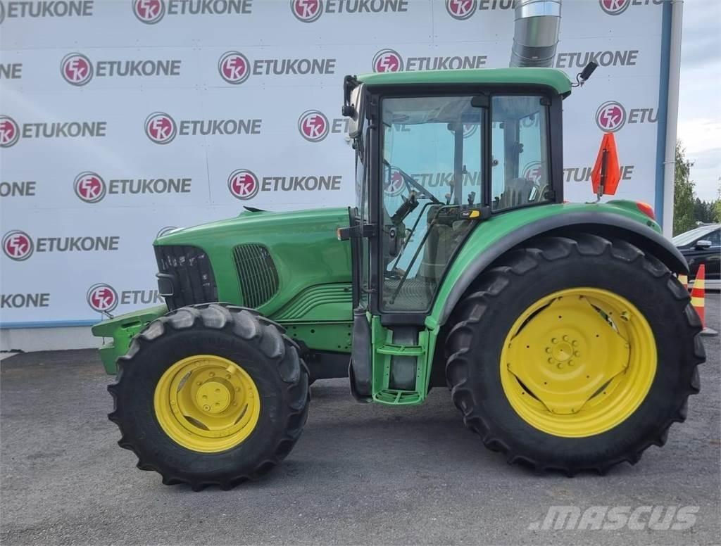 John Deere 6120SE Traktorer