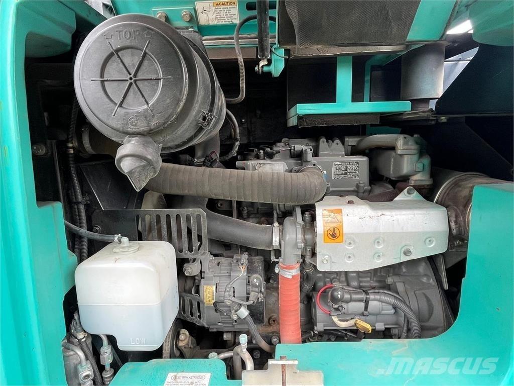 Kobelco SK75SR Midigrävmaskiner 7t - 12t