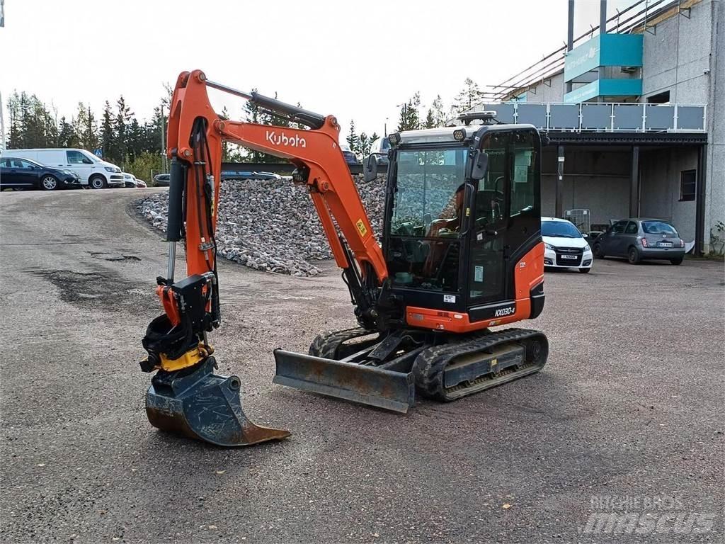 Kubota KX 030-4 Minigrävare < 7t