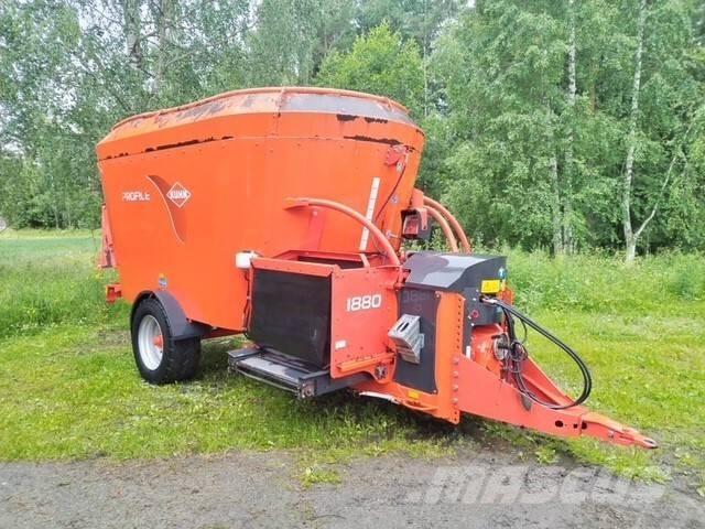 Kuhn Profile 1880 Övrig inomgårdsutrustning