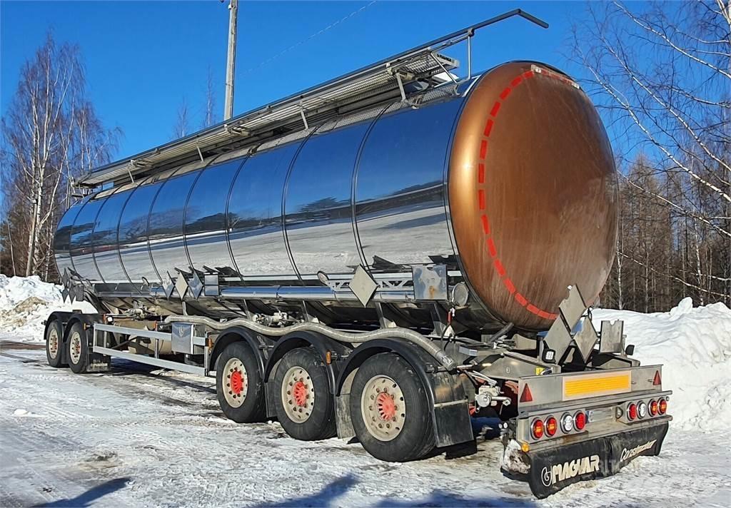 Magyar R42ESD Tanksläp
