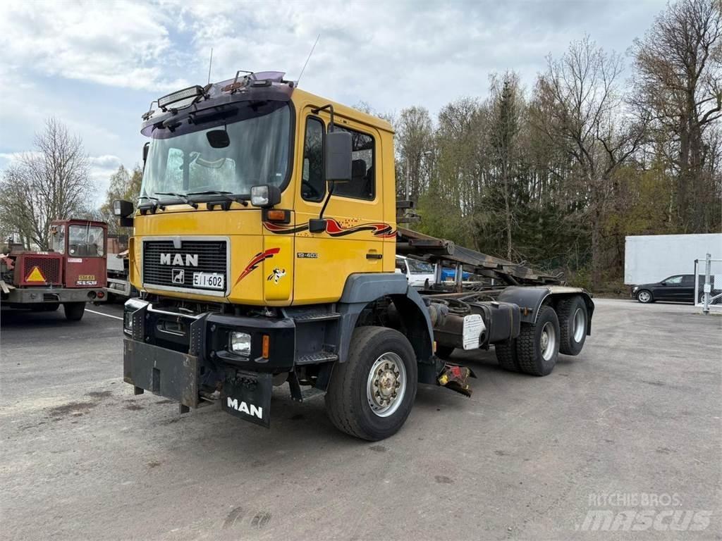 MAN 19.403 4x4 + 2 Plogbilar
