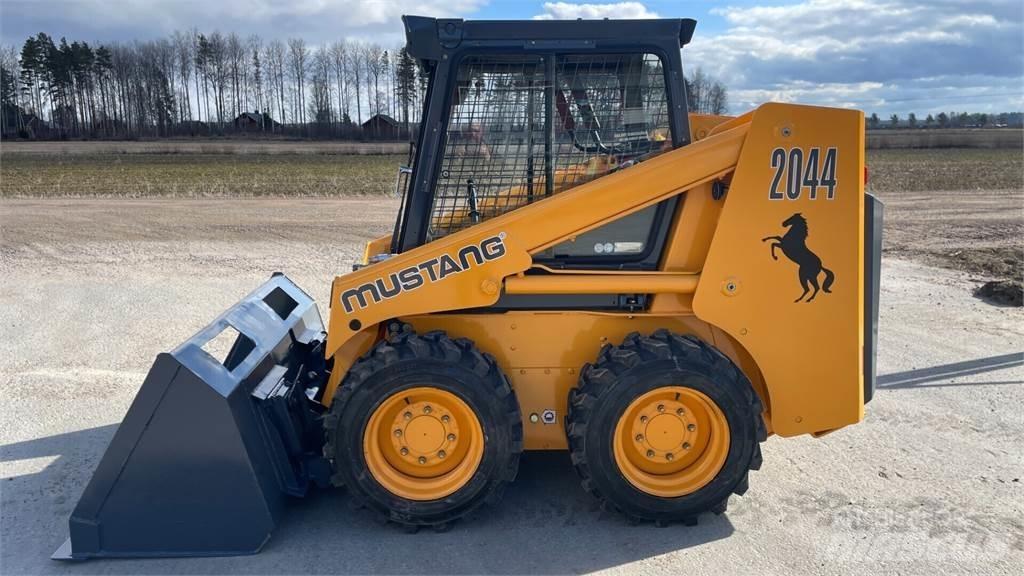 Mustang 2044 Kompaktlastare