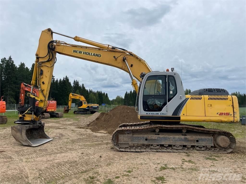 New Holland E215B Bandgrävare