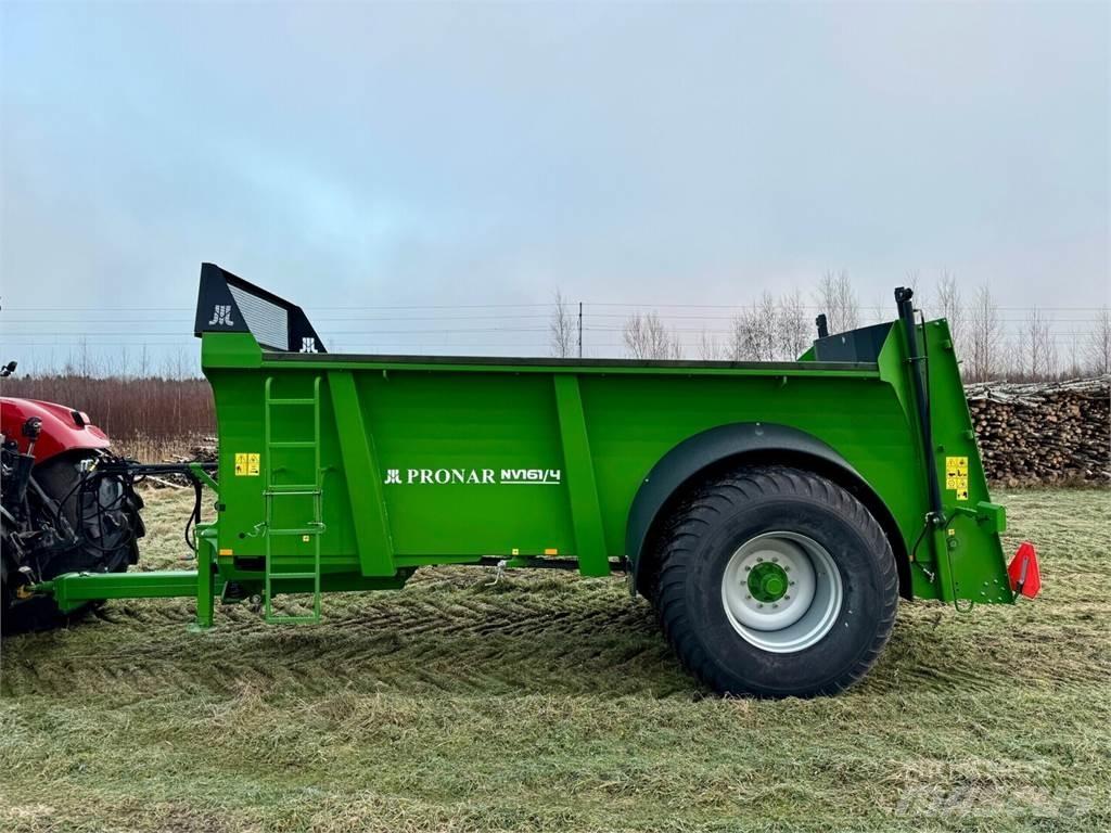 Pronar NV161/4 Fast- och kletgödselspridare