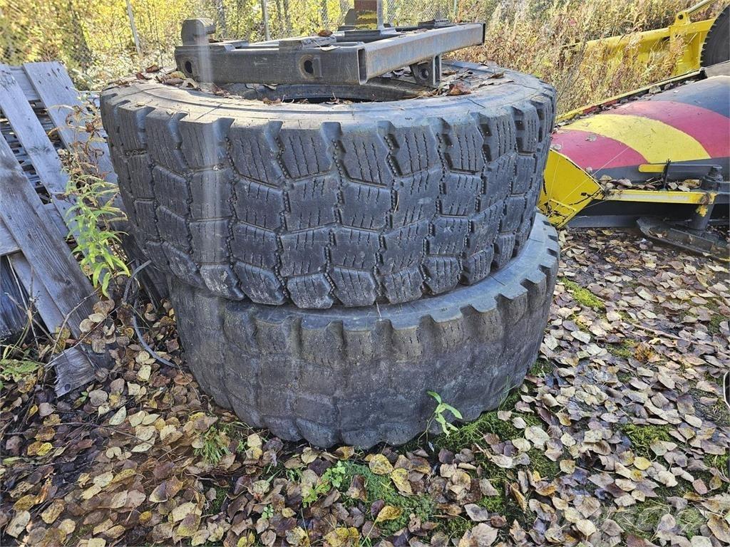  Renkaat 20.5R25 Övriga