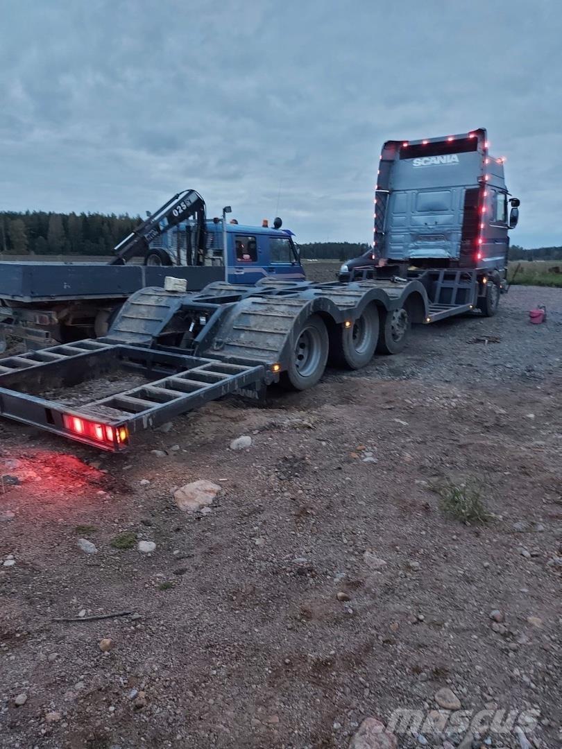 Scania 143H Transportbilar för Skogsmaskiner