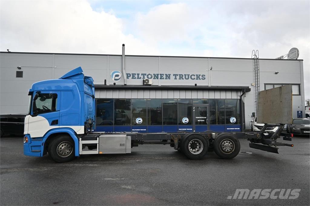 Scania P370 6x2*4 Chassier