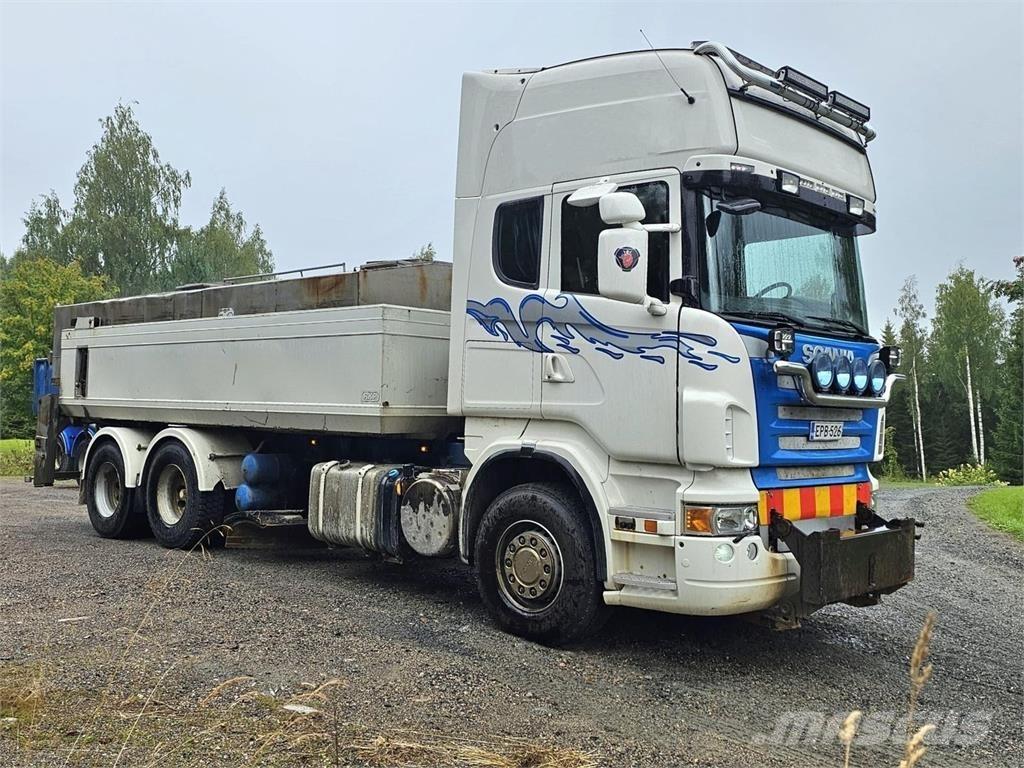 Scania R560 6x2 Plogbilar