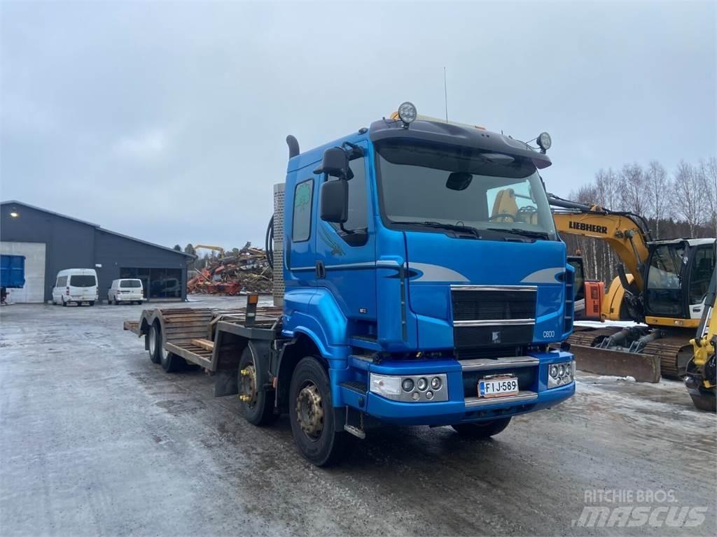 Sisu C 600 2+2 Transportbilar för Skogsmaskiner