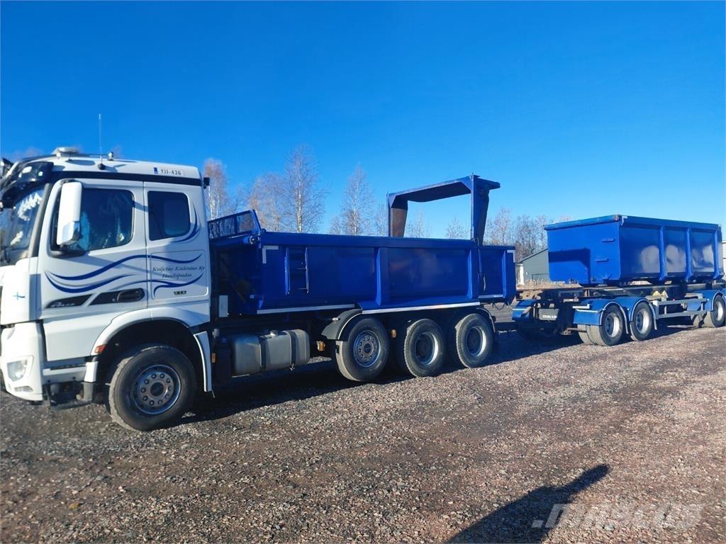 Sisu CM16M 8x4 Tippbilar