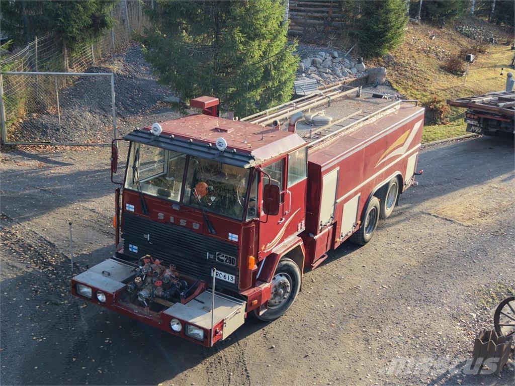 Sisu Paloauto 6X2 Övriga bilar