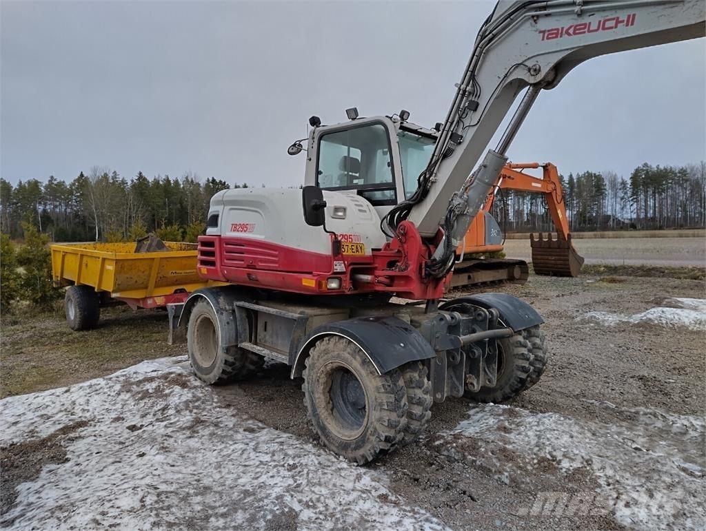 Takeuchi TB295W Hjulgrävare