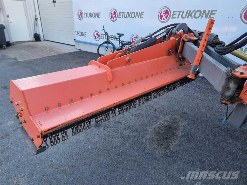 Tarmo PM220 Slåttermaskiner