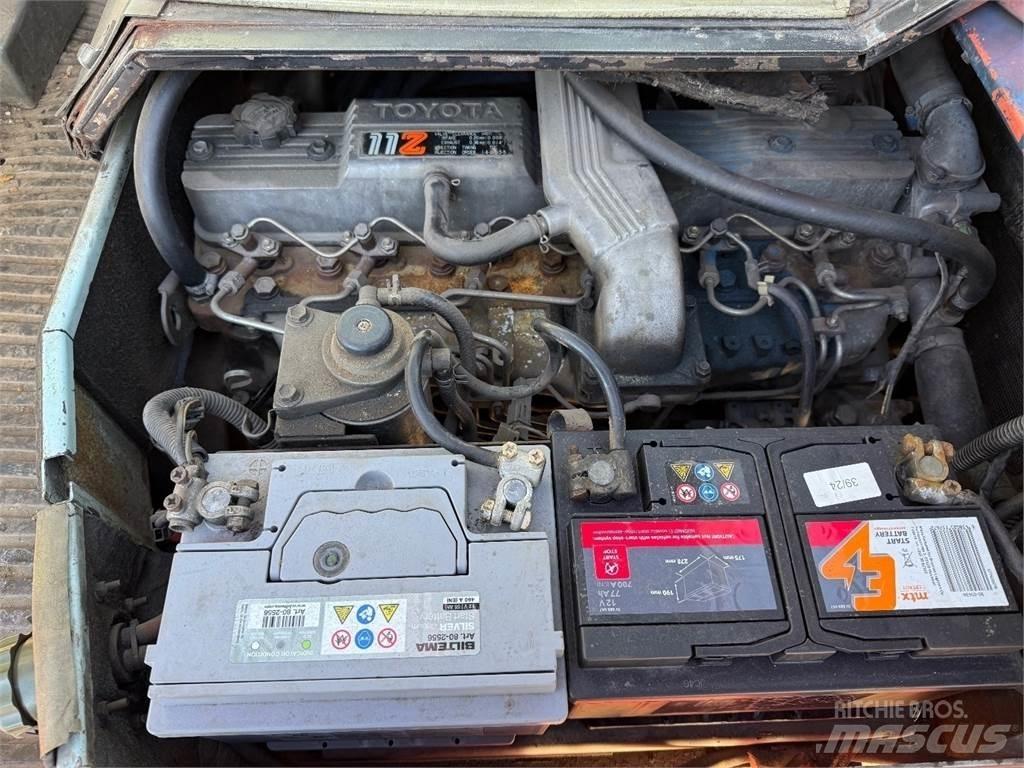 Toyota 02-5 FD35 Dieselmotviktstruckar