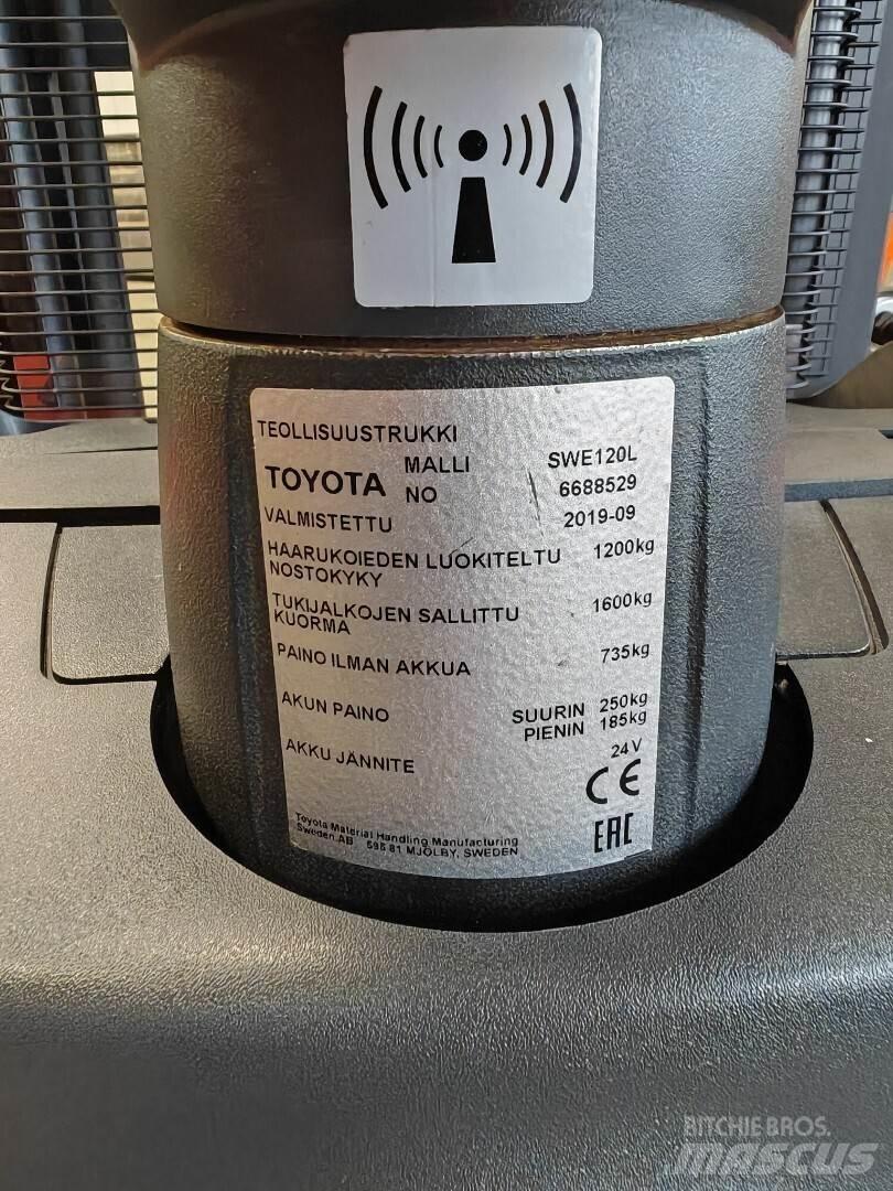 Toyota SWE120L Övriga motviktstruckar