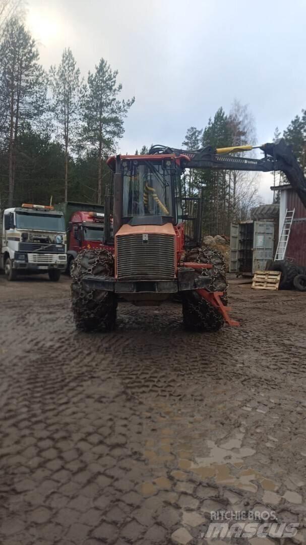 Valmet 840.3 Skotare