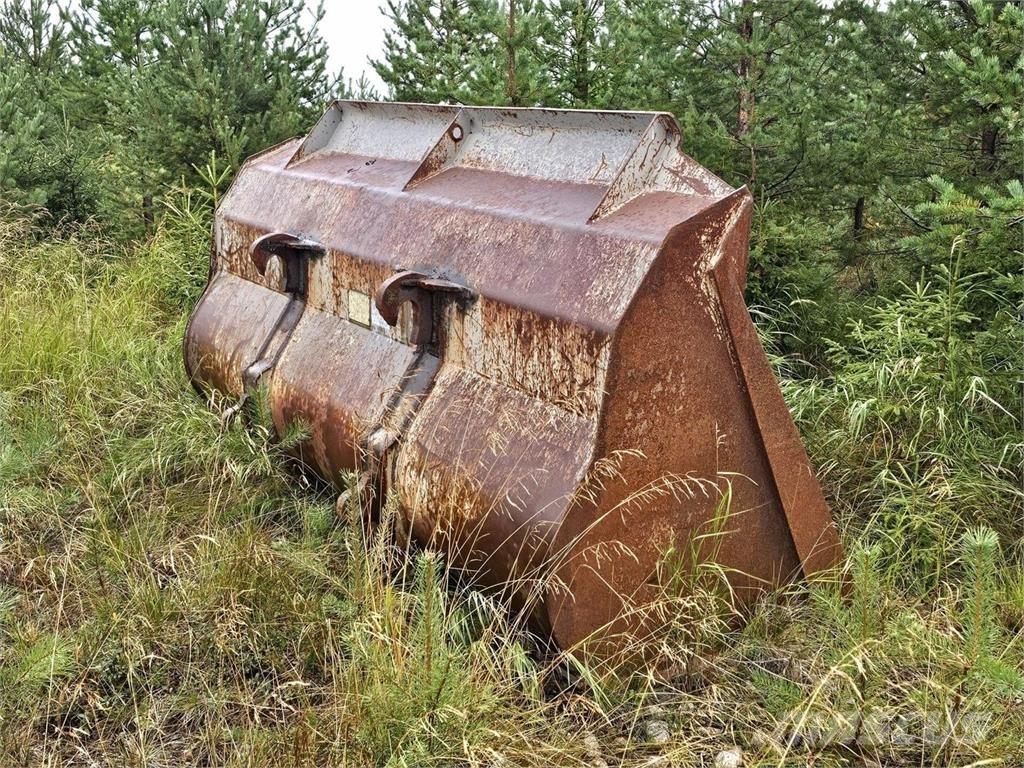 Volvo BM Maakauha Skopor