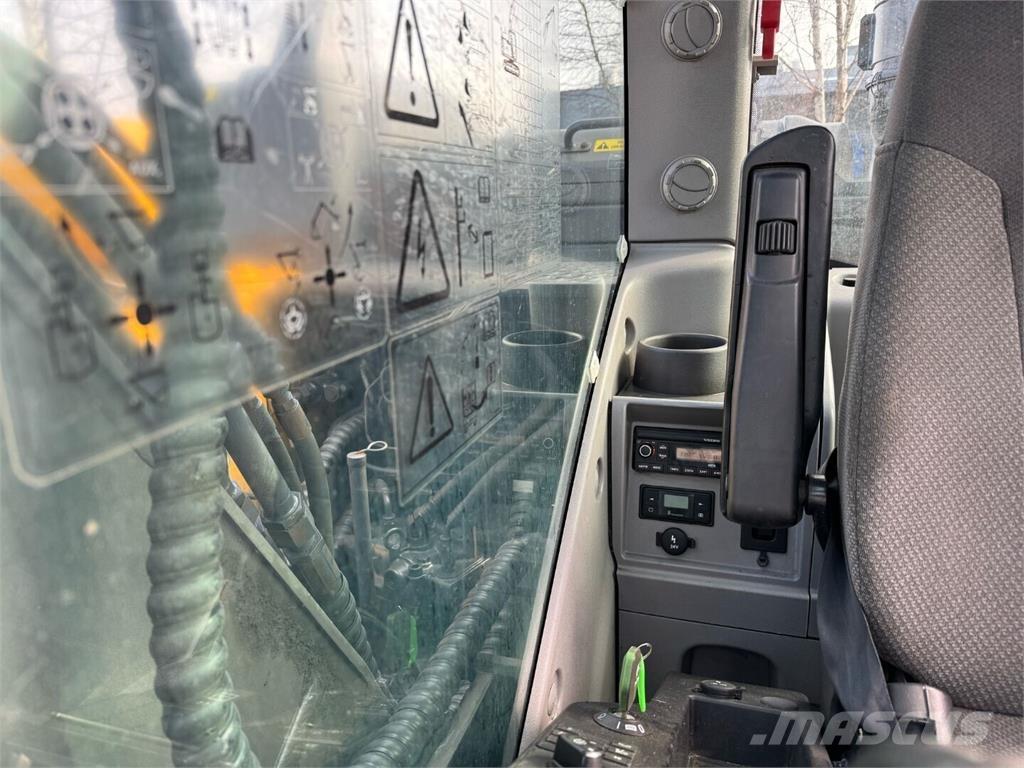 Volvo EC 140 EL Bandgrävare