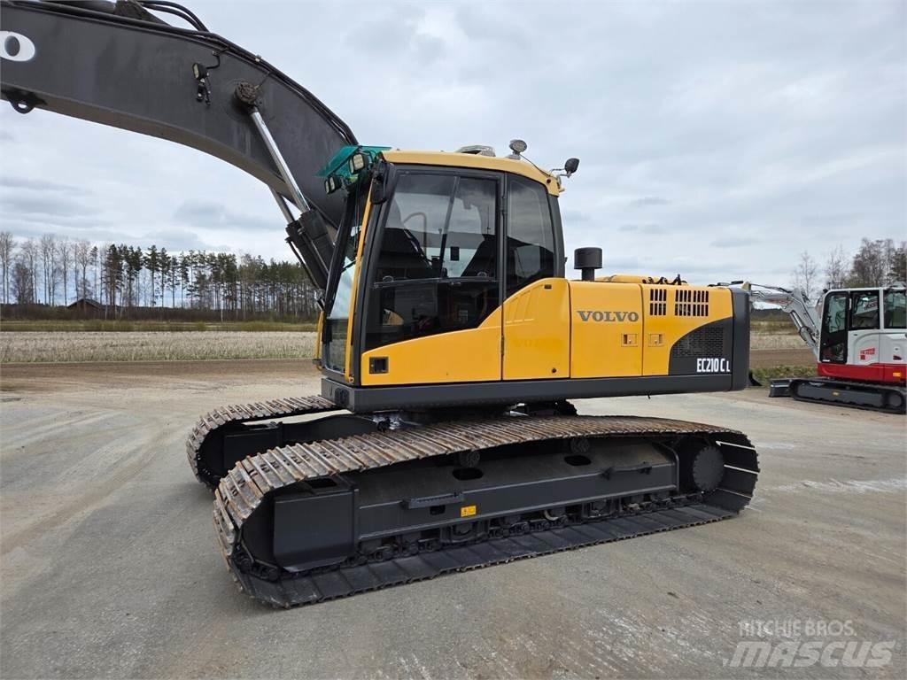 Volvo EC210CL Bandgrävare