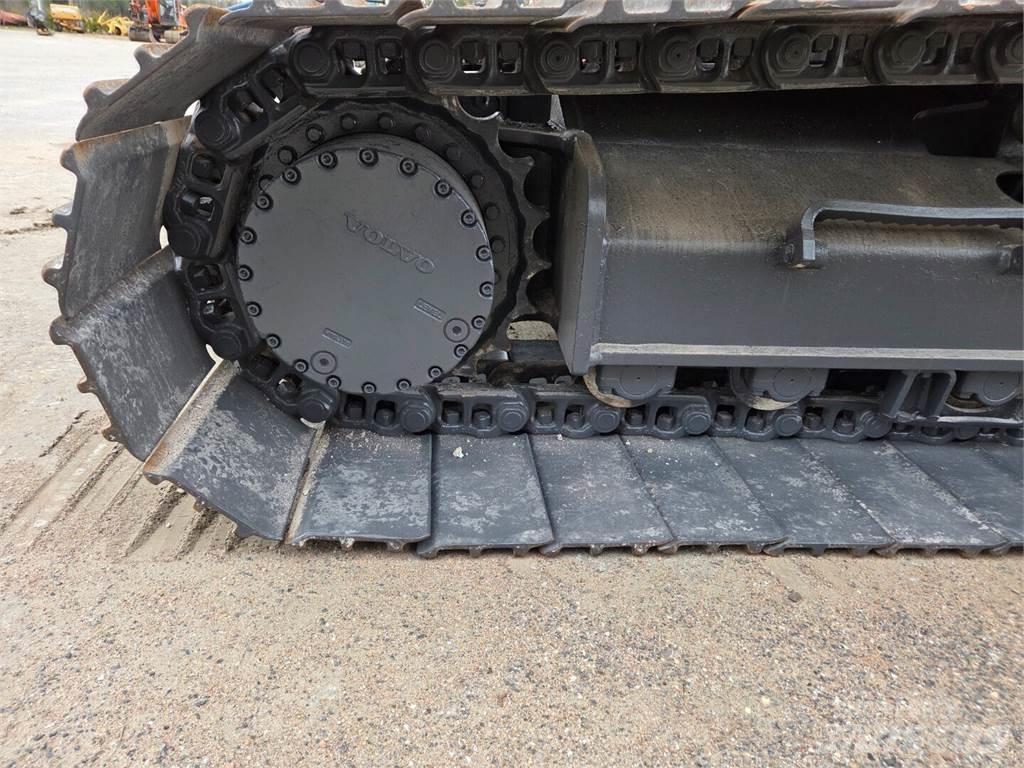 Volvo EC210CL Bandgrävare