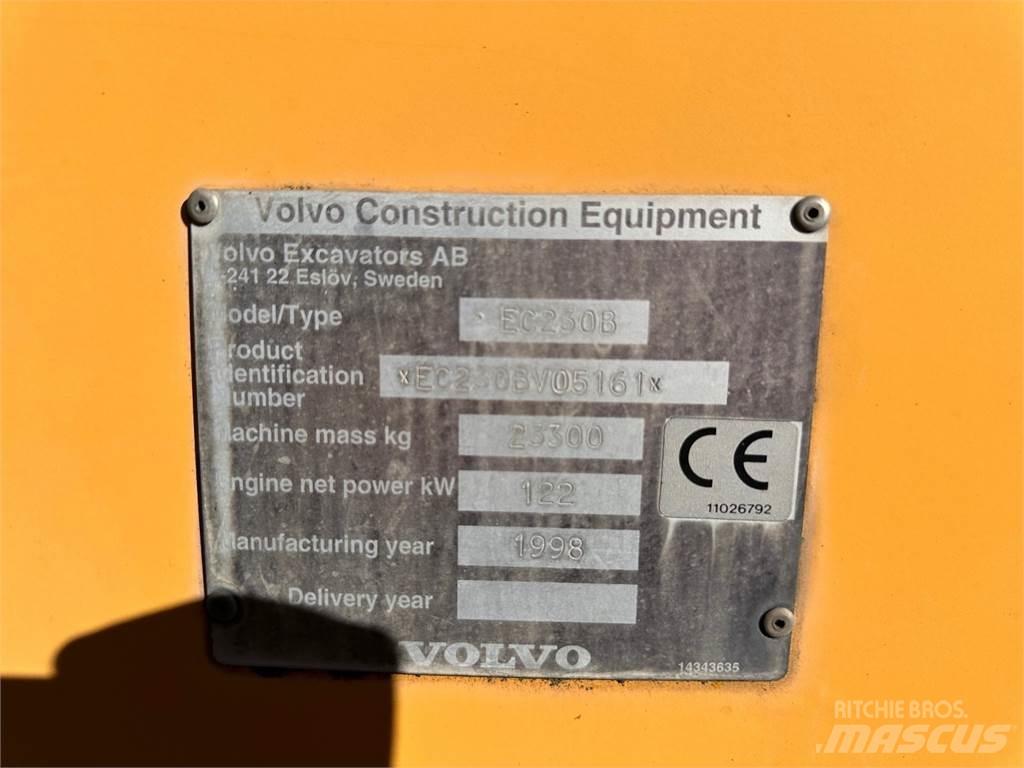 Volvo EC230B Bandgrävare