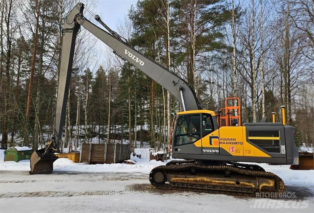 Volvo EC250EL Bandgrävare